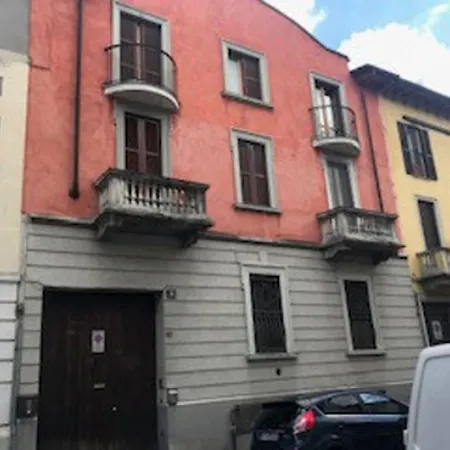 Monolocale Con Ampio Terrazzo Apartment